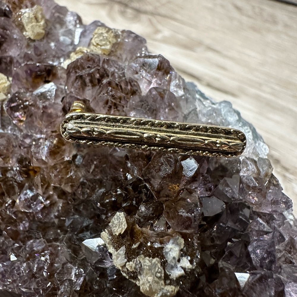 Intricate Vintage Gold Textured Bar Style Brooch